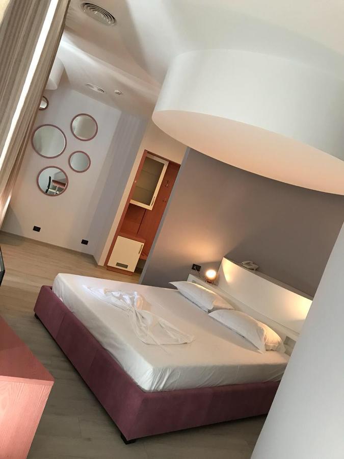 Icon Hotel Vlorë Eksteriør bilde